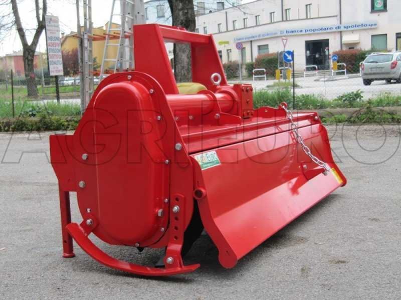 fraise-pour-tracteur-srie-mdium-agrieuro-ur-204-cardan-friction-professionnel-fraise-pour-tracteur-ur-204-5483_0_1395912891_IMG_9252.jpg
