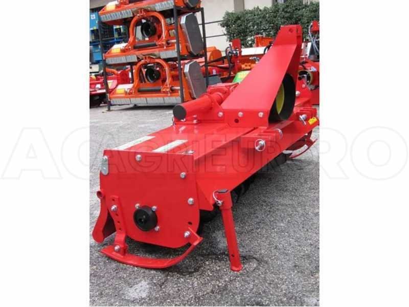 fraise-rotative-tracteur-srie-medium-avec-dport-mcanique-agrieuro-ur-132-caractristiques-techniques-4326_3_1667812067_IMG_6368cae3b7fd5-1.jpg
