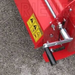 Fraise à tracteur série medium avec déport mécanique Agrieuro UR 168