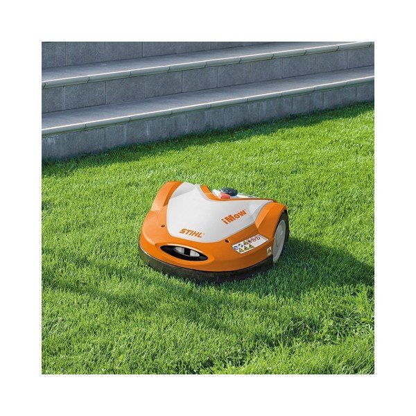 robot-tondeuse-rmi-4222pc-stihl-4.jpg