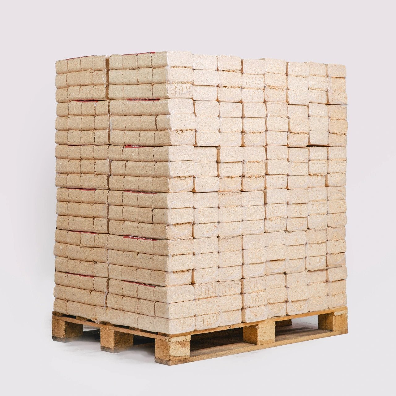 Briquettes-bois-100-resineux-–-Palette-de-960kg-1.jpeg